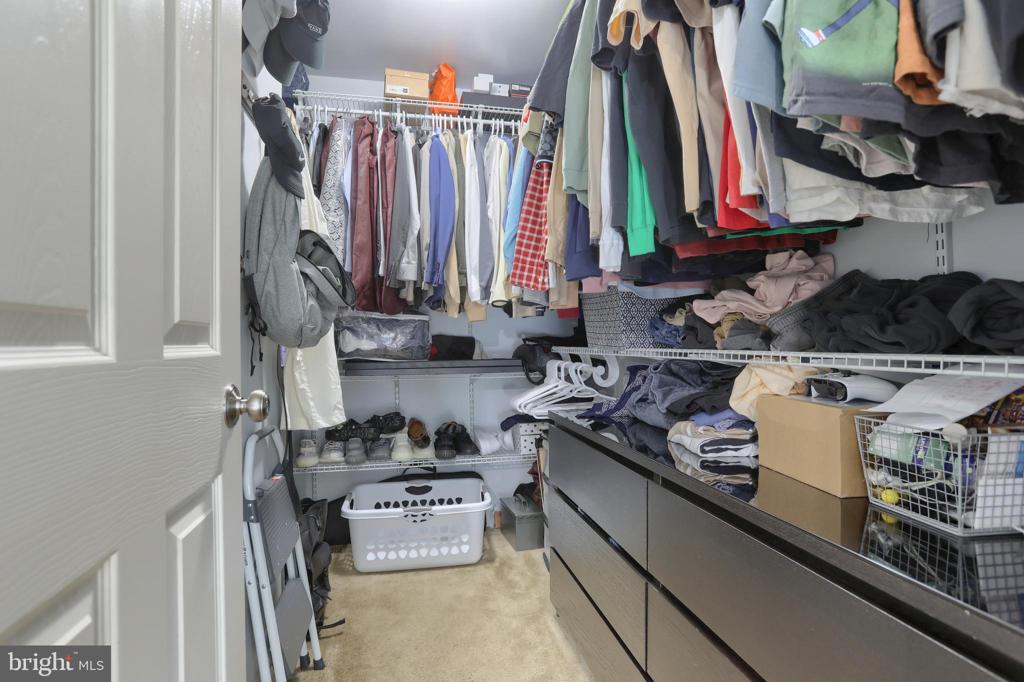 NARROW'S GLEN - Residential