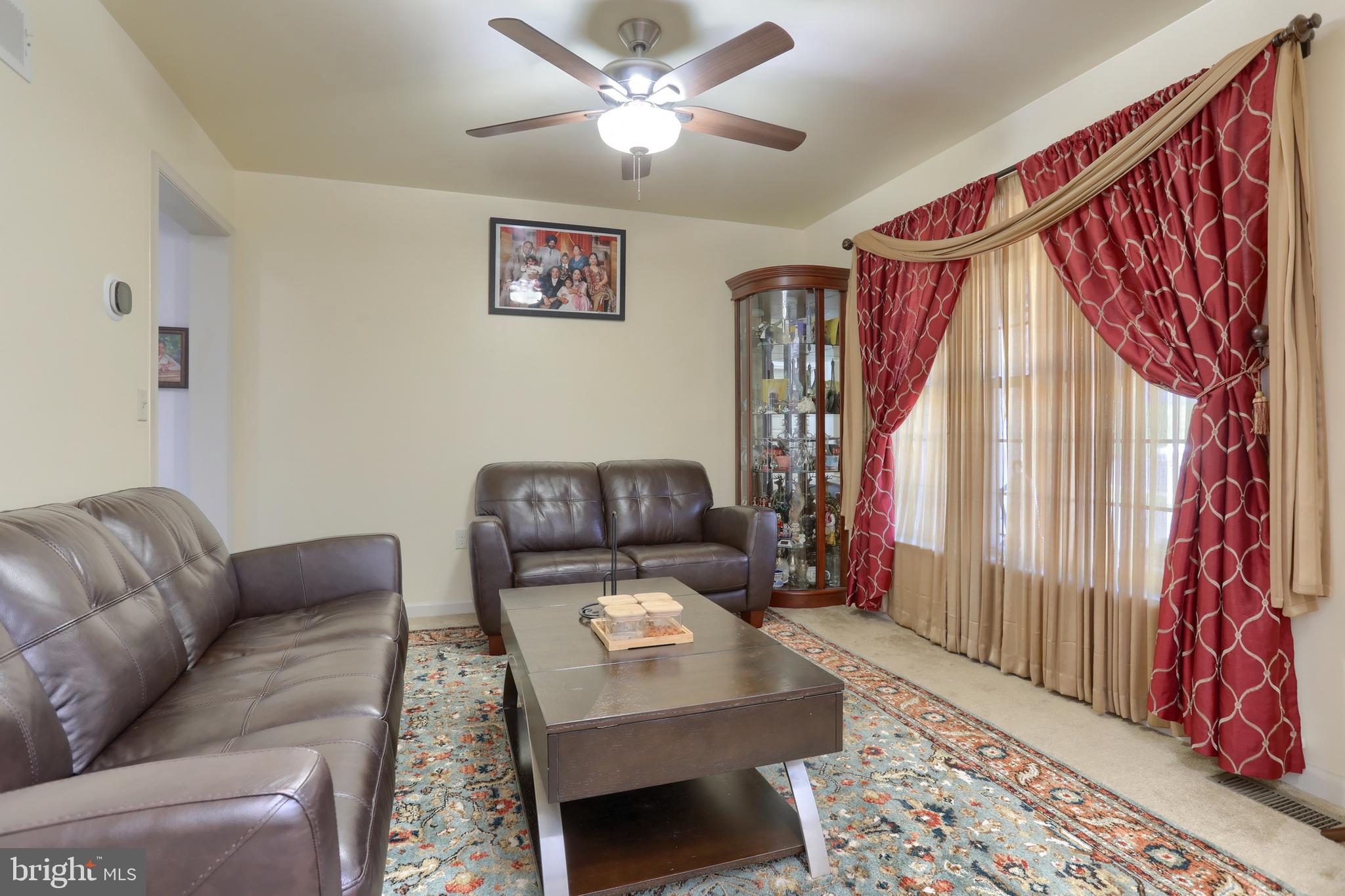 NARROW'S GLEN - Residential