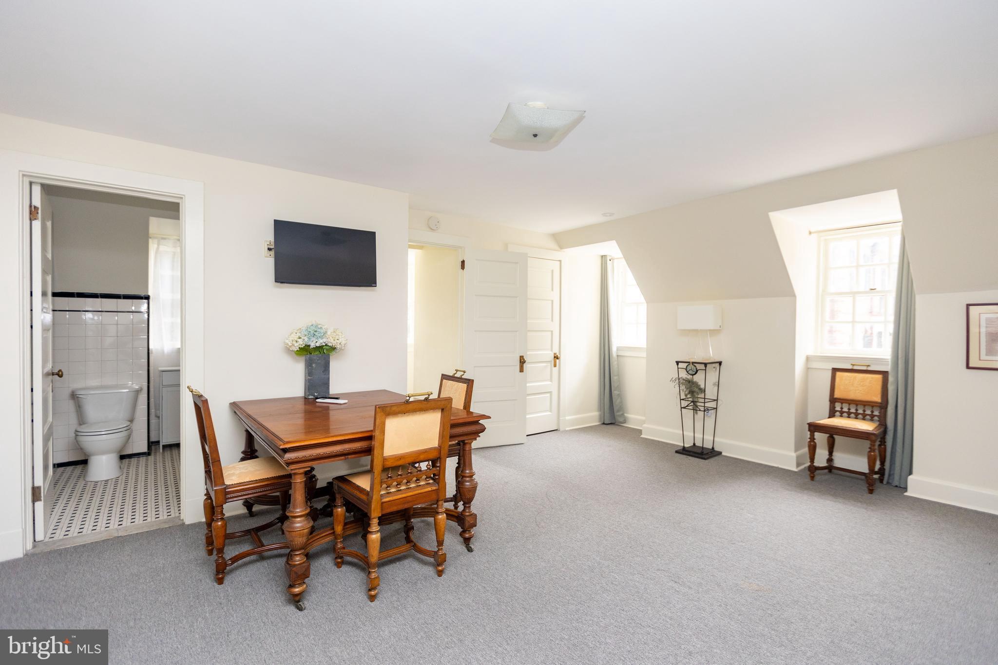 GUILFORD - Residential