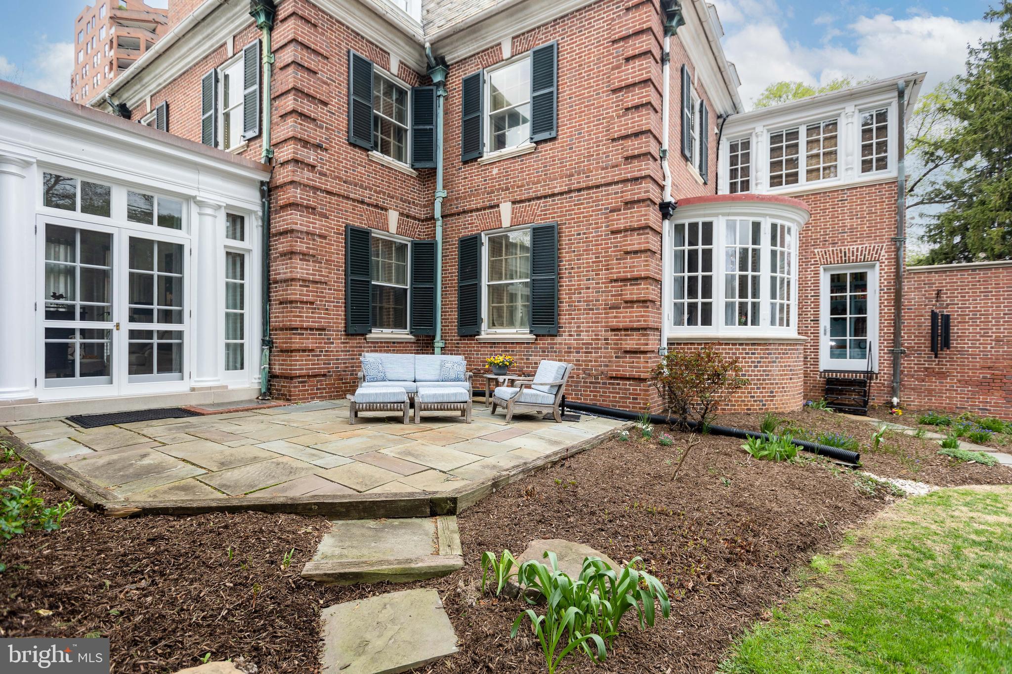 GUILFORD - Residential