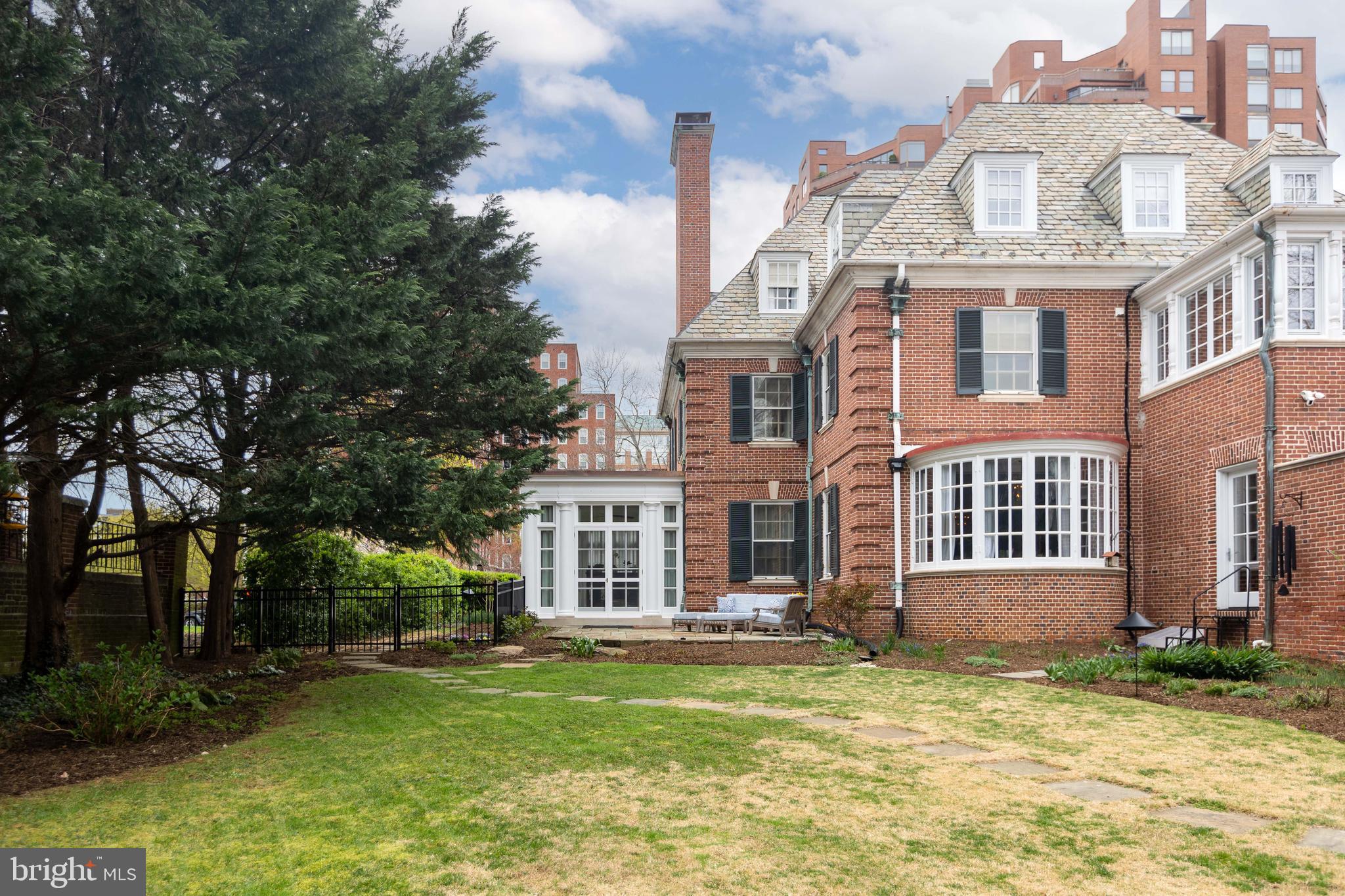 GUILFORD - Residential