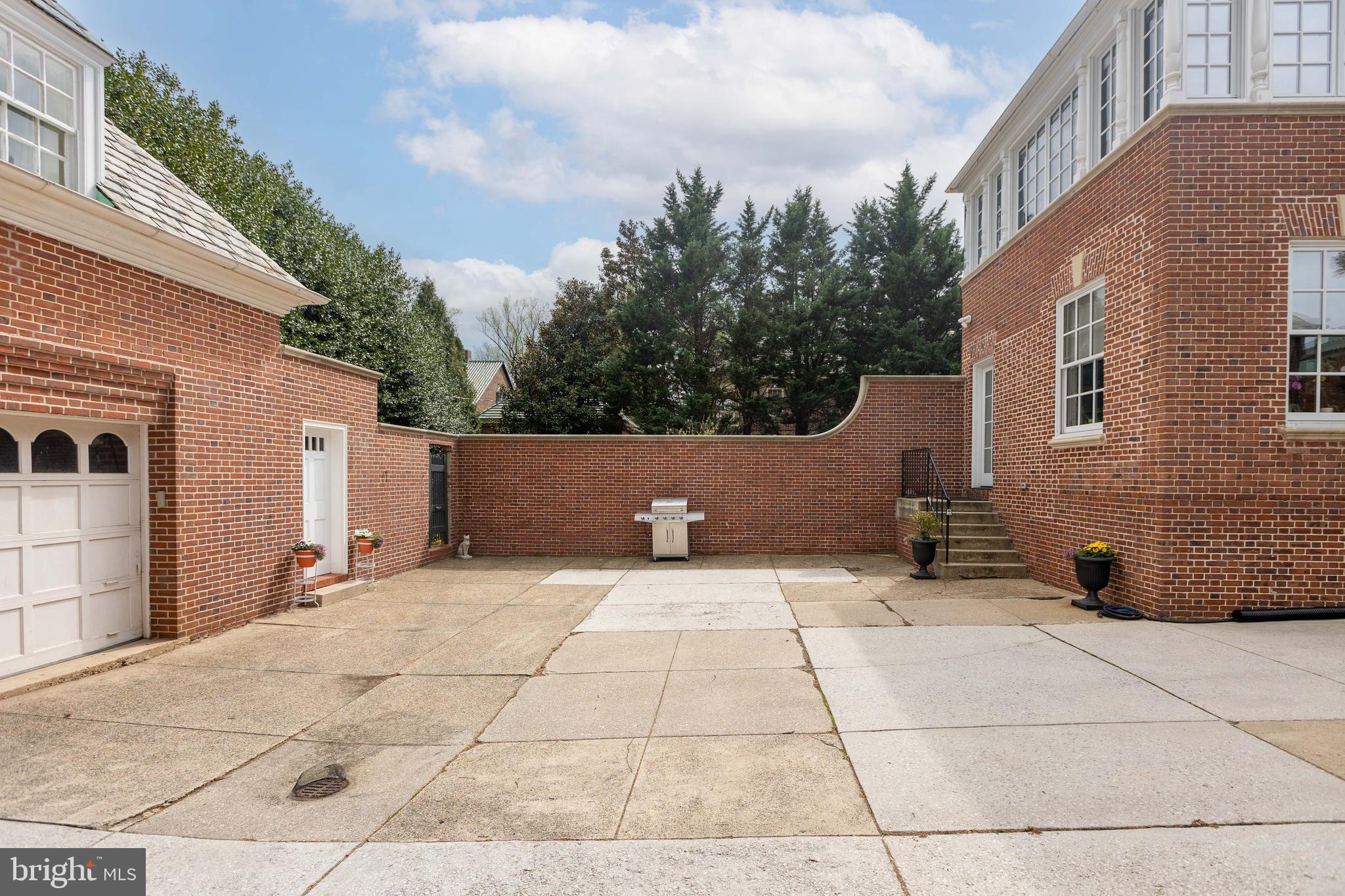 GUILFORD - Residential