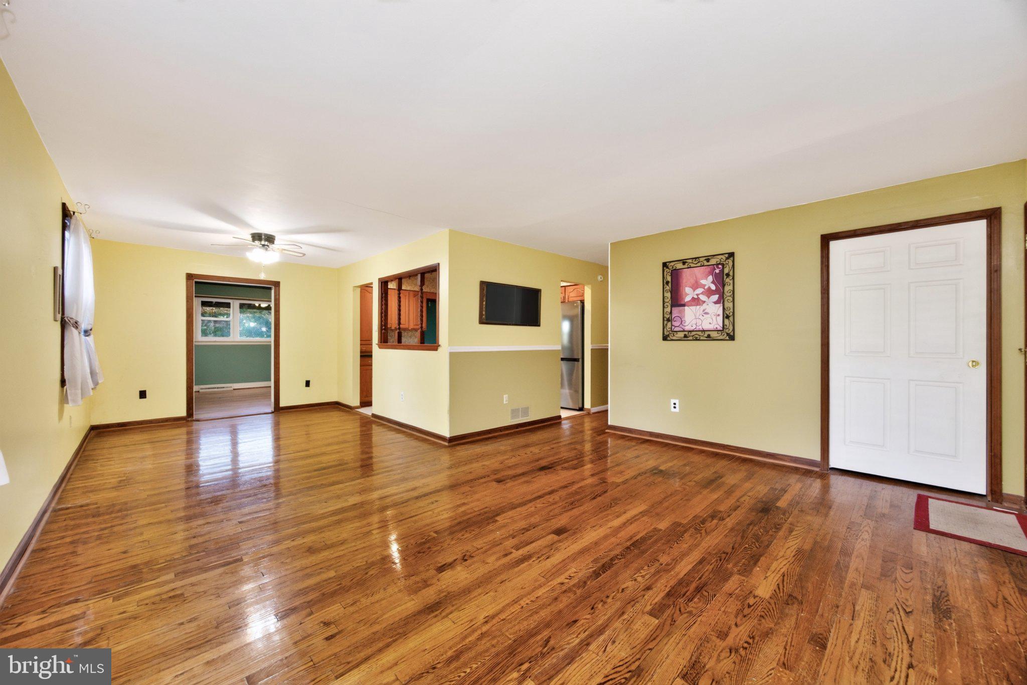 725 SUSAN DRIVE