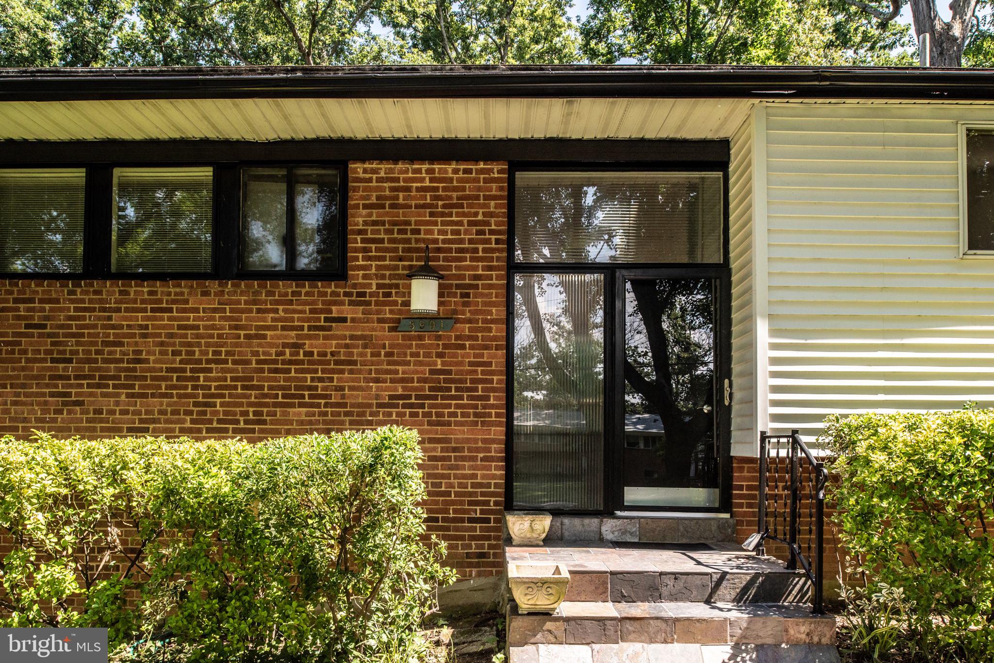 SULGRAVE MANOR - Residential