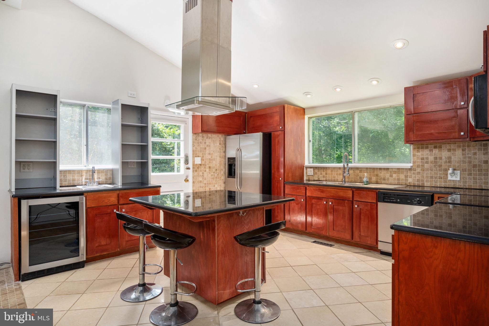 SULGRAVE MANOR - Residential