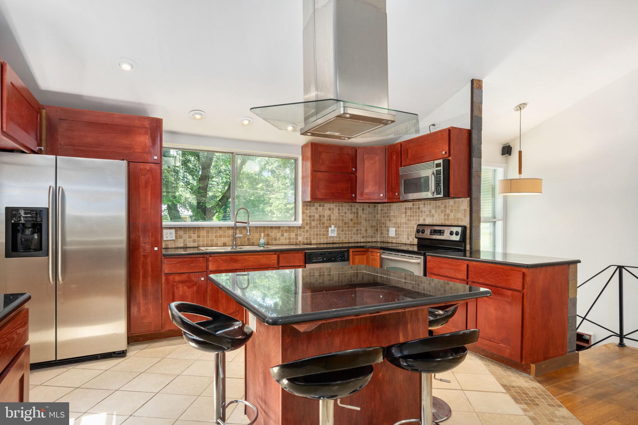 SULGRAVE MANOR - Residential