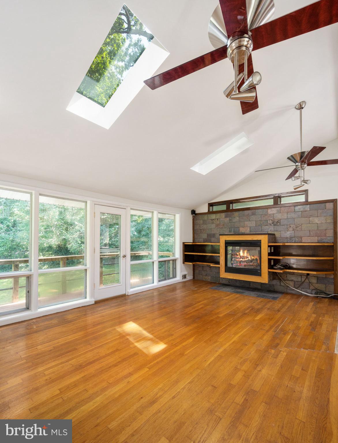 SULGRAVE MANOR - Residential