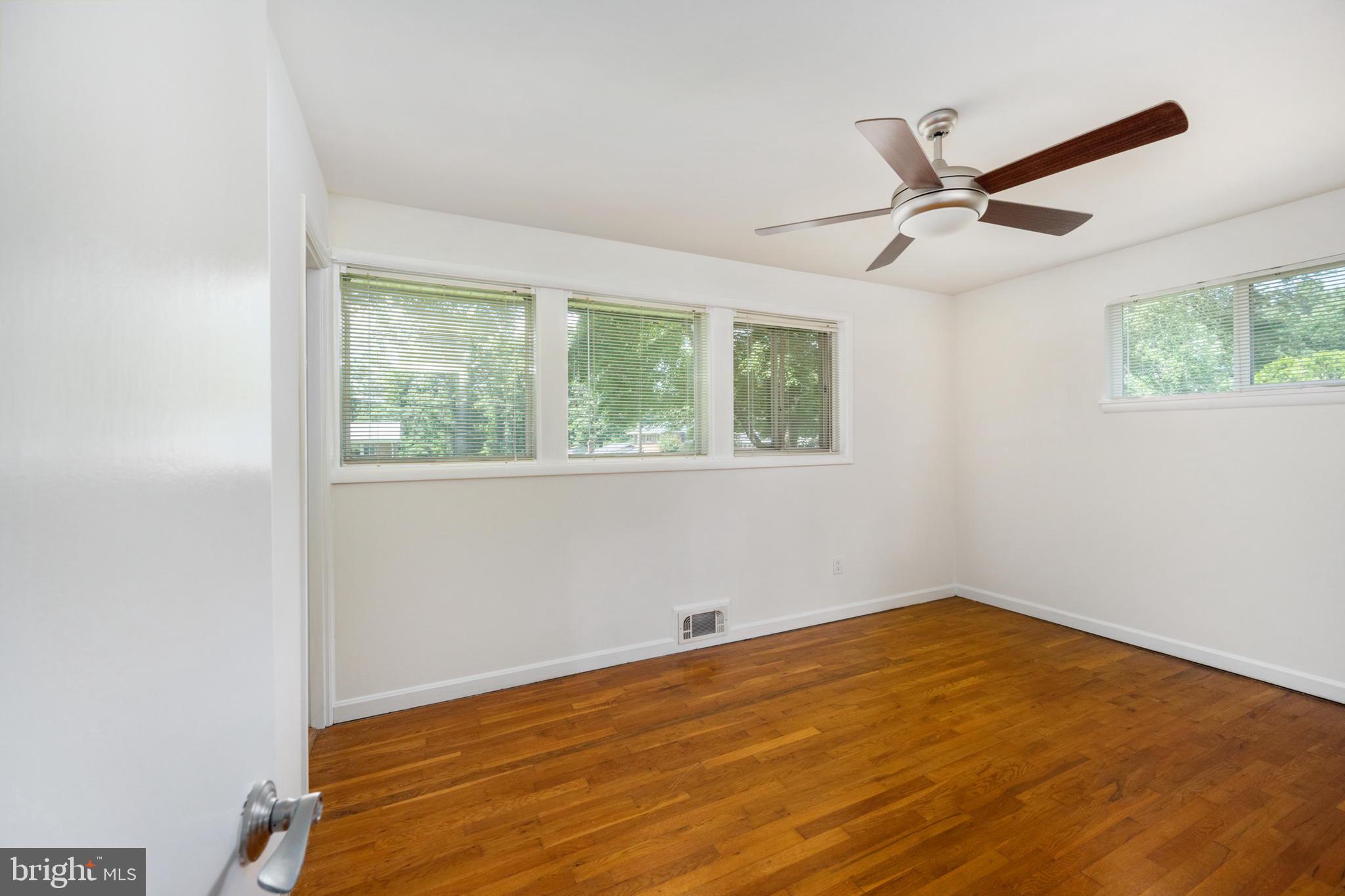 SULGRAVE MANOR - Residential