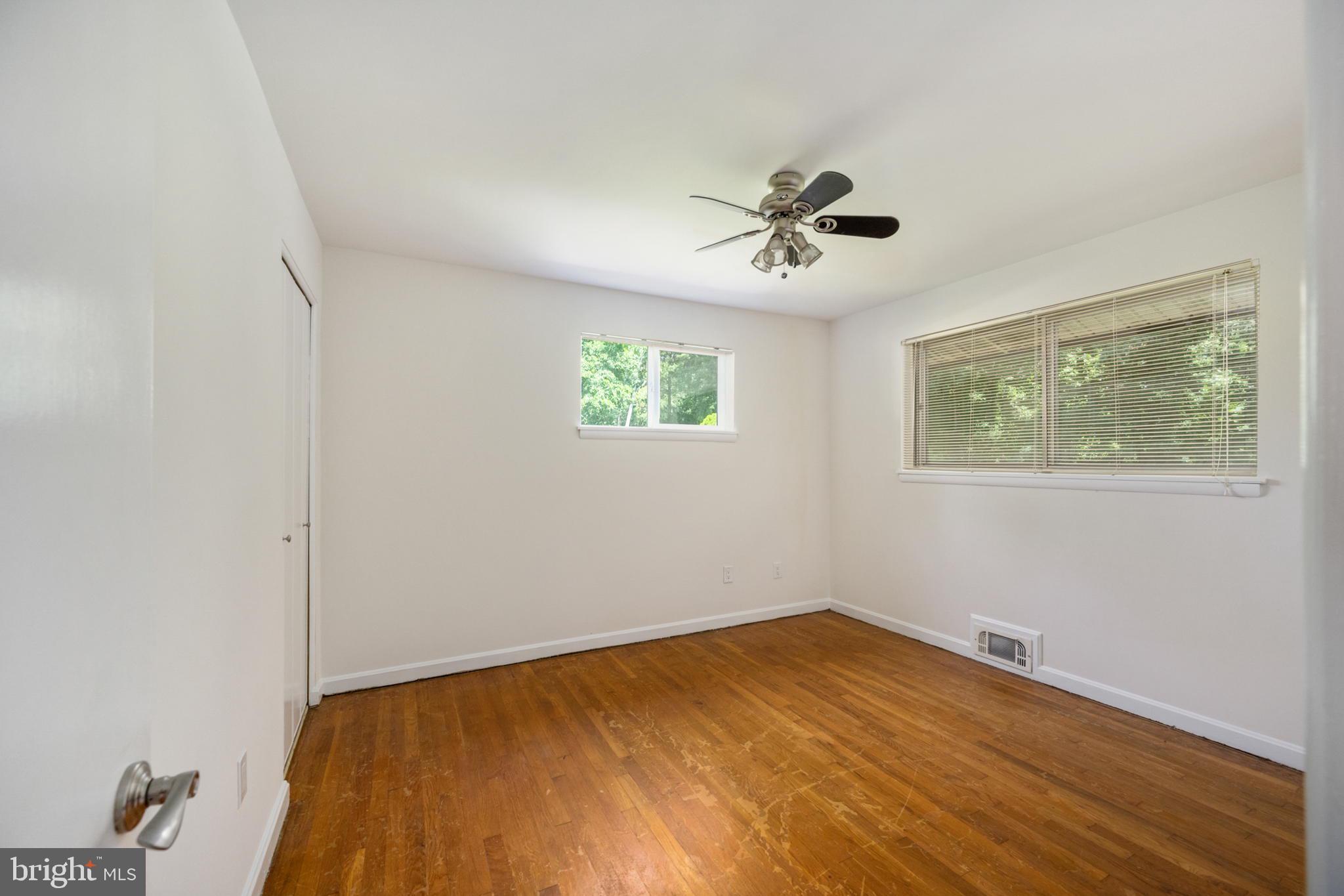 SULGRAVE MANOR - Residential