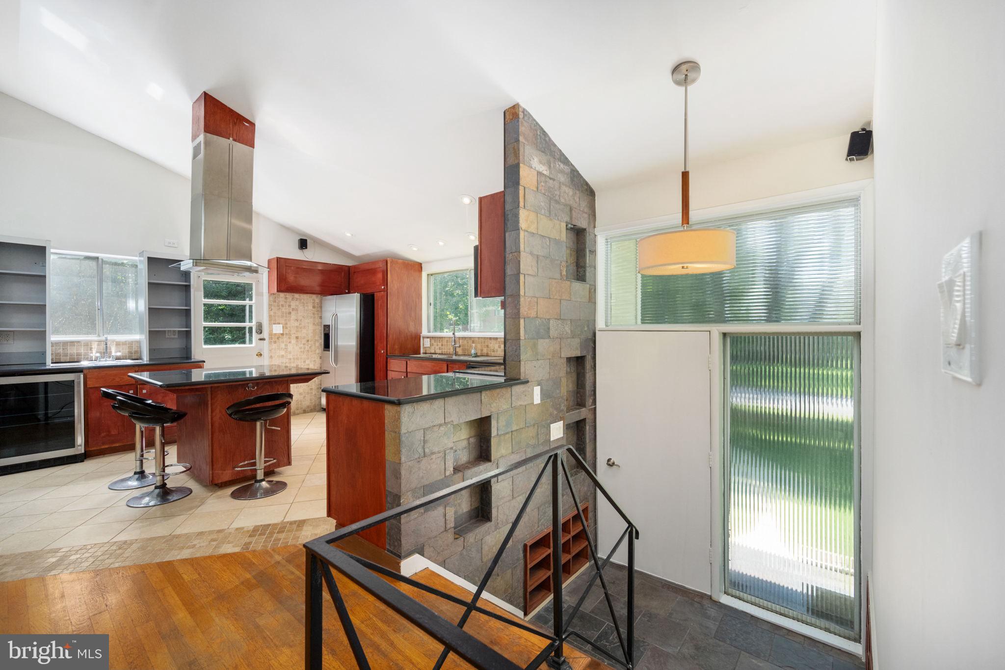 SULGRAVE MANOR - Residential