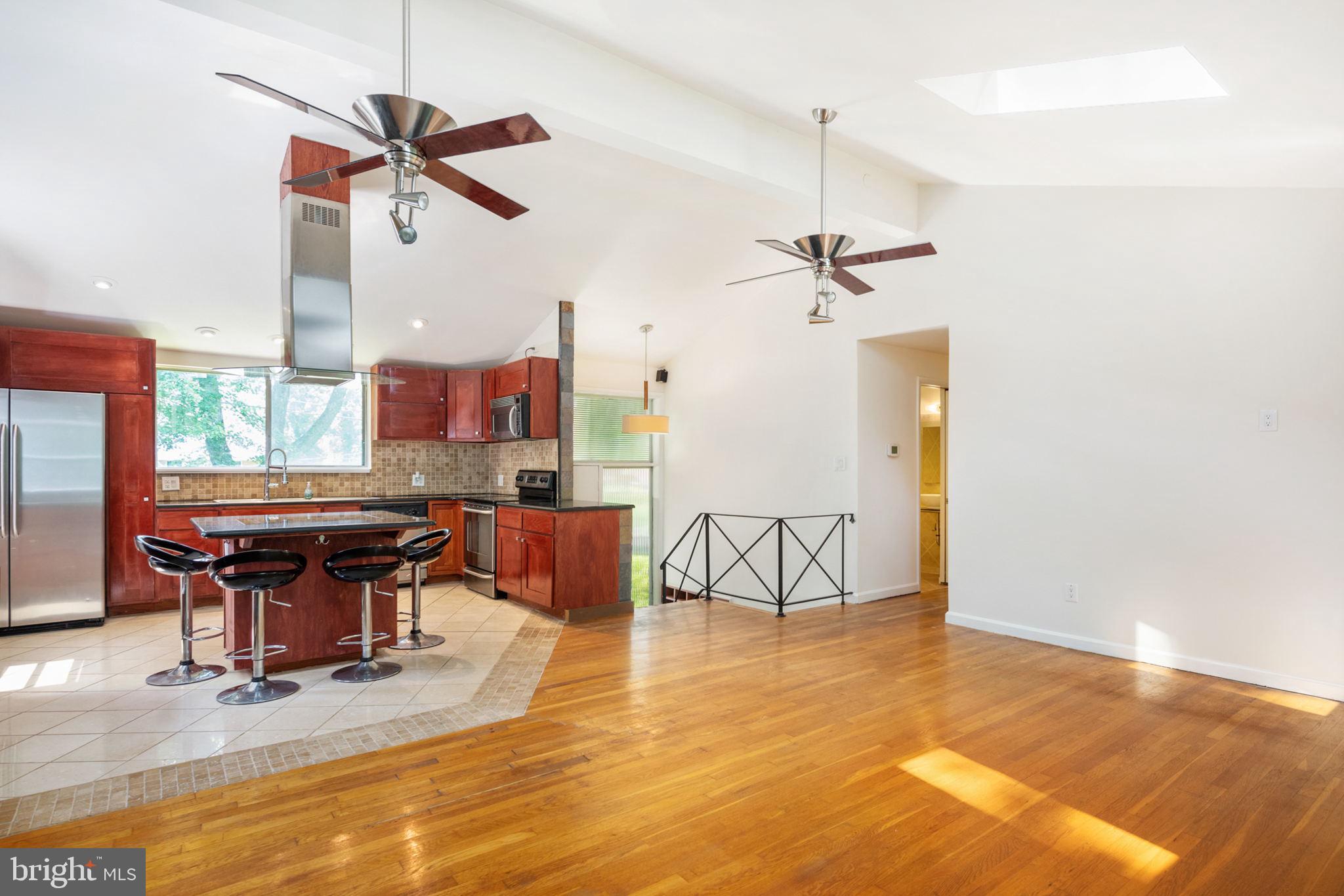 SULGRAVE MANOR - Residential