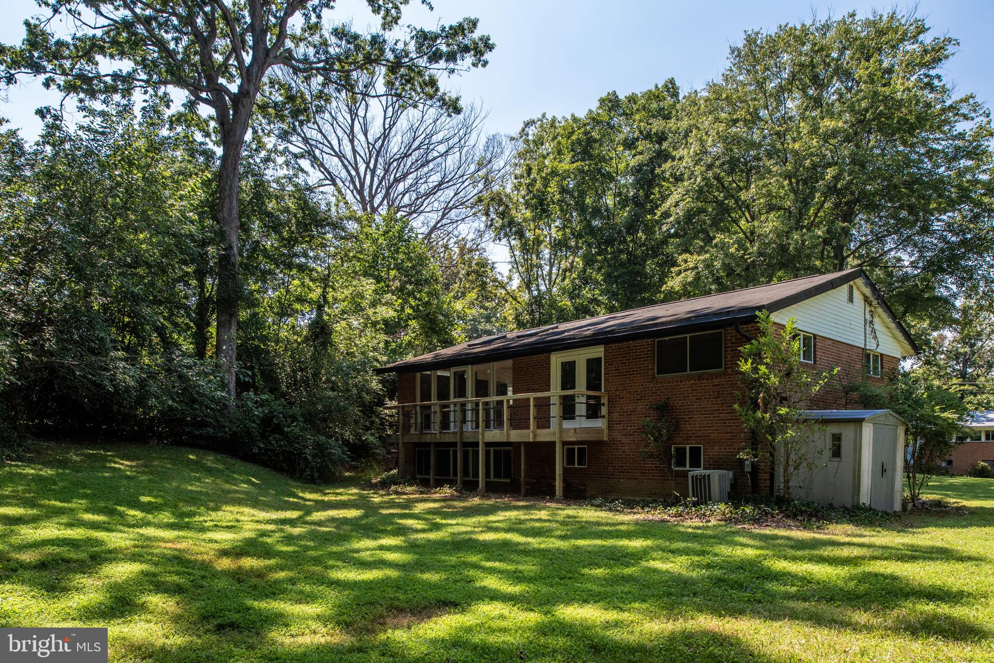 SULGRAVE MANOR - Residential