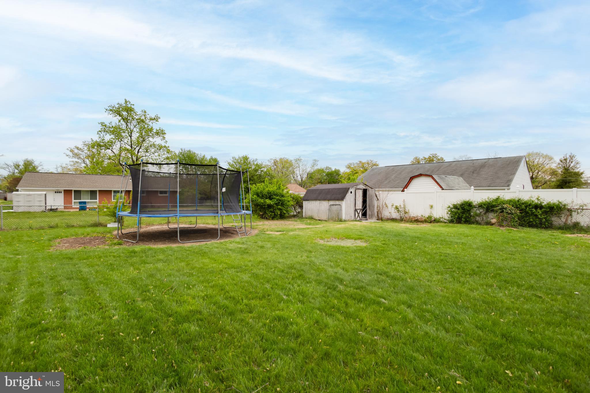 ROSE HILL FARMS - Residential