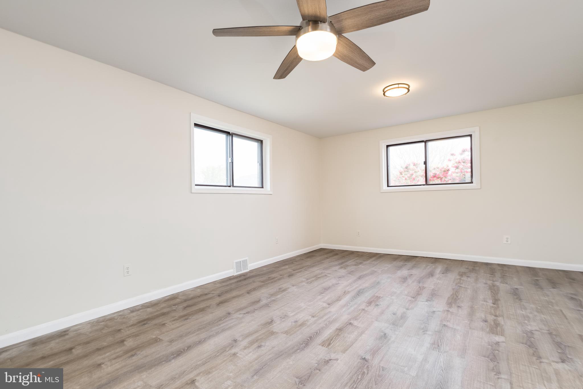 ROSE HILL FARMS - Residential