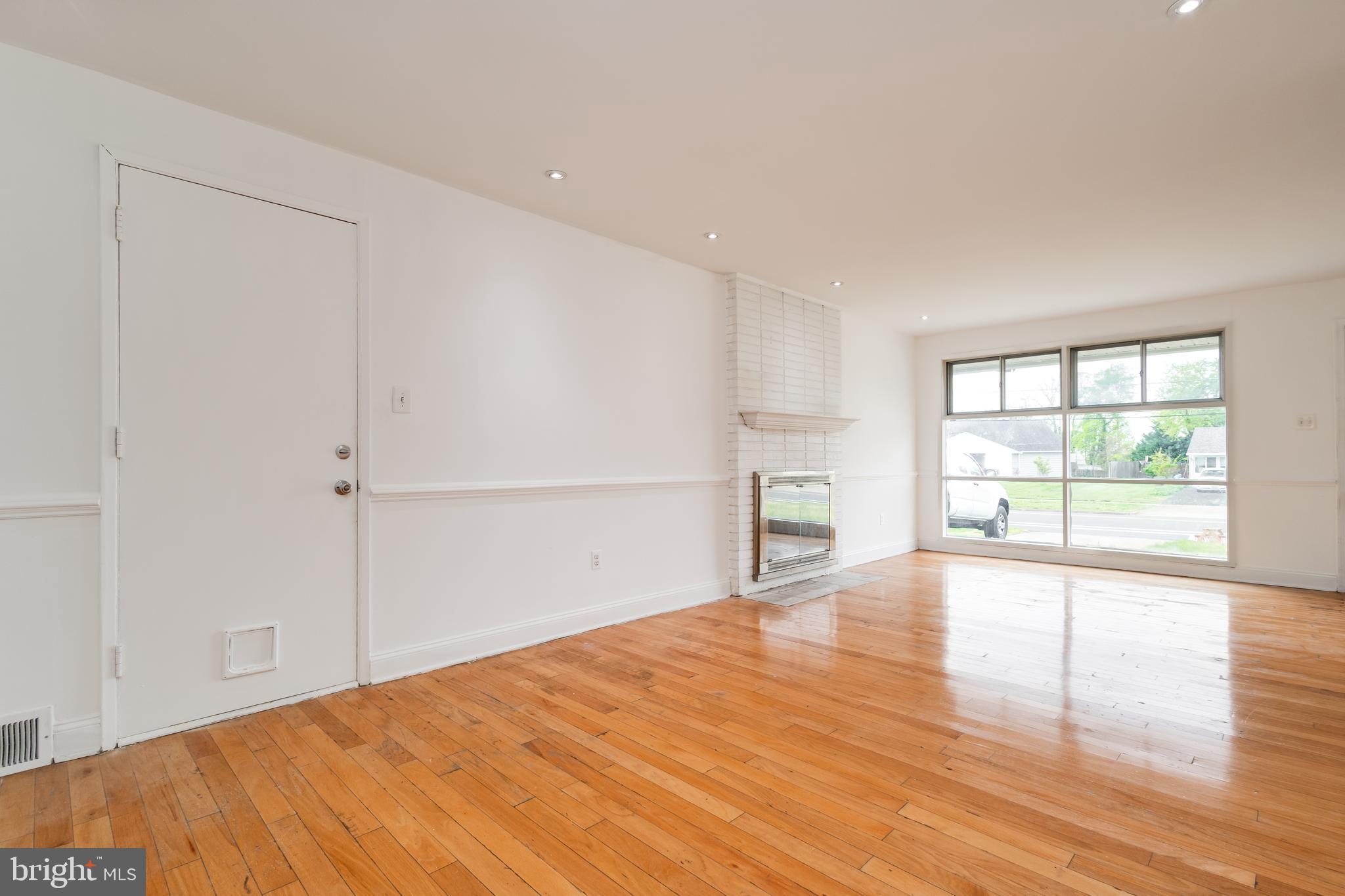 ROSE HILL FARMS - Residential