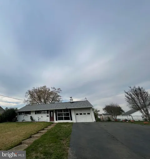 MLS: VAFX2233786