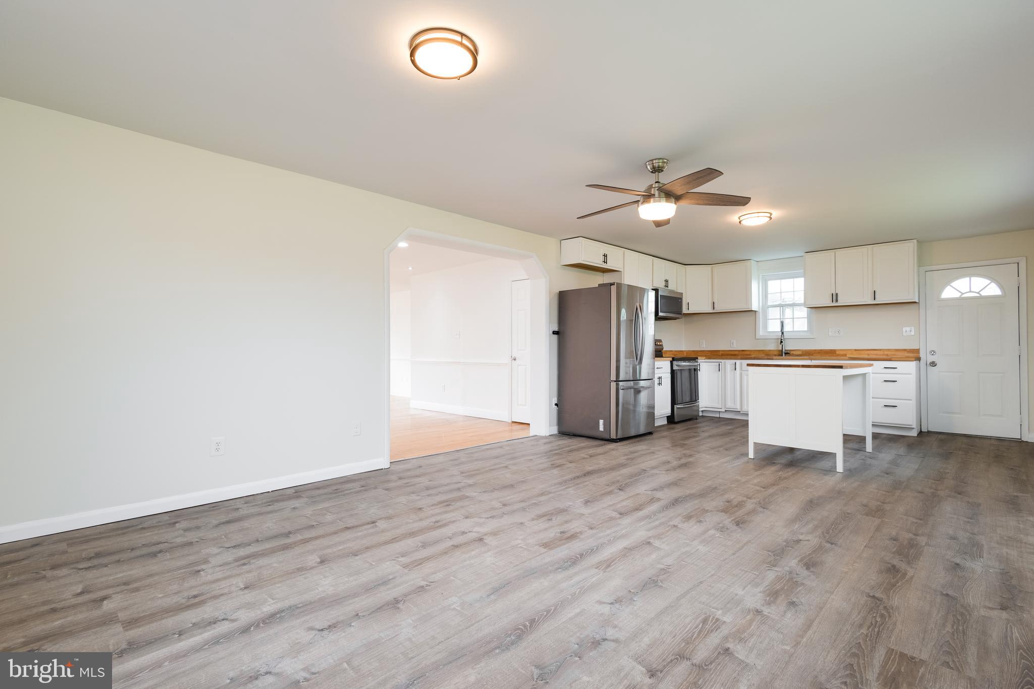 ROSE HILL FARMS - Residential