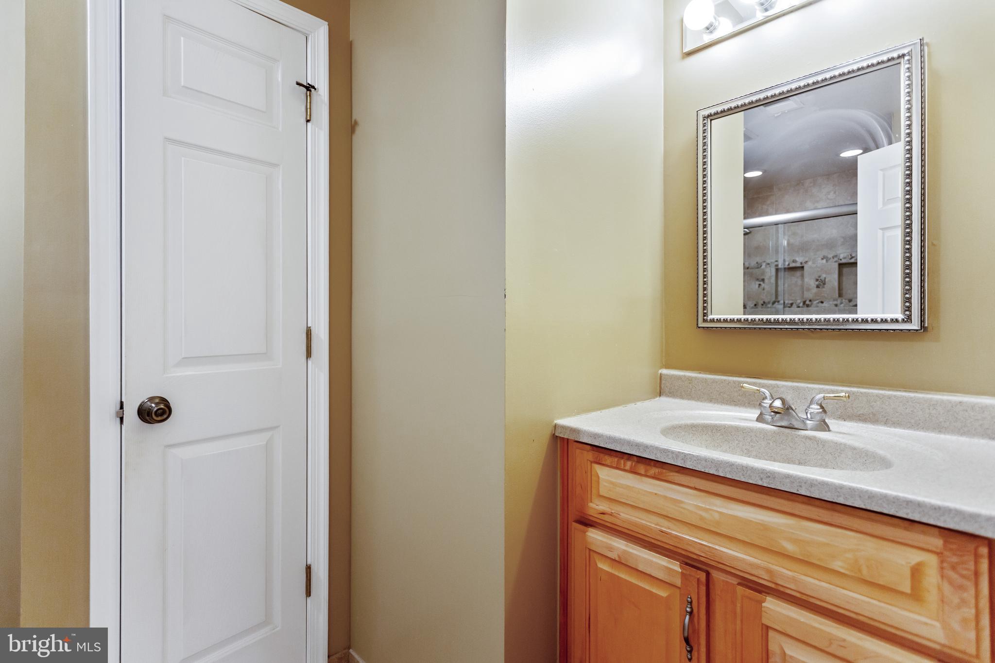 WARFIELDS RANGE - Residential