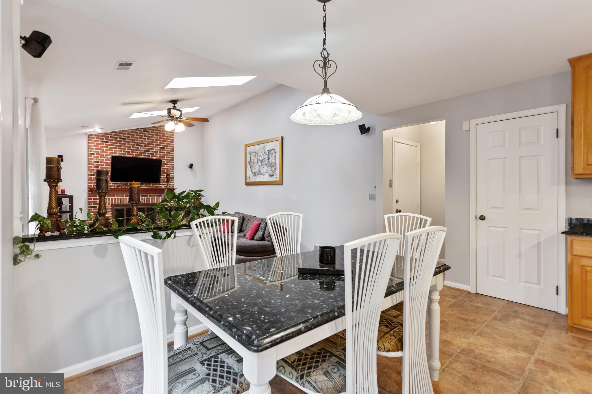 WARFIELDS RANGE - Residential