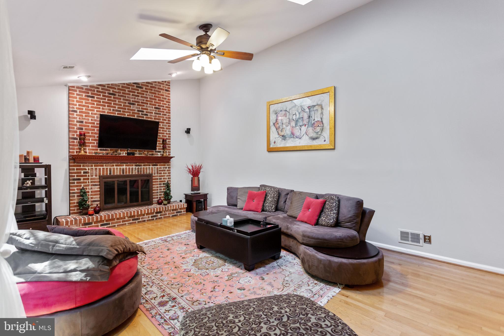 WARFIELDS RANGE - Residential