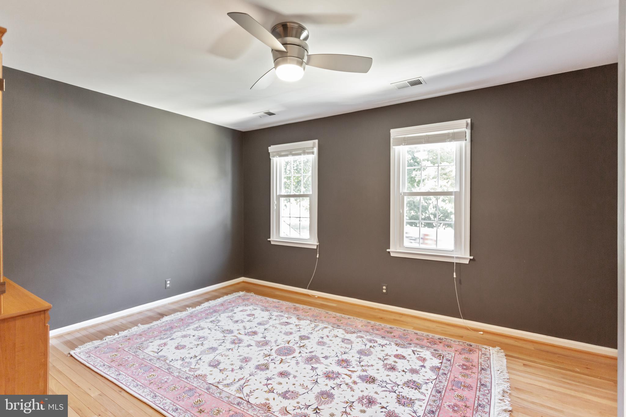 WARFIELDS RANGE - Residential