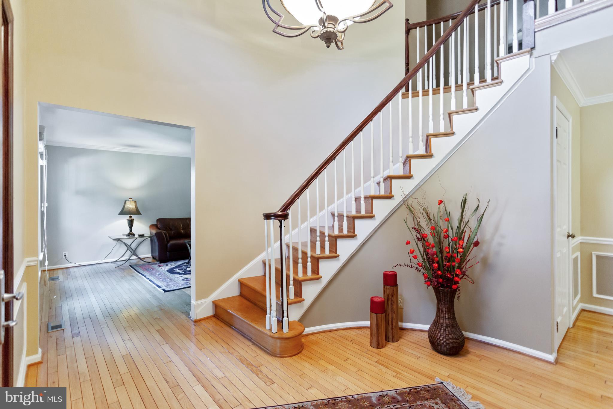 WARFIELDS RANGE - Residential