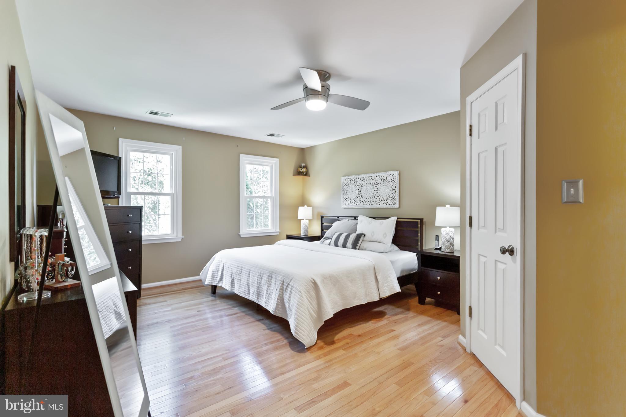 WARFIELDS RANGE - Residential