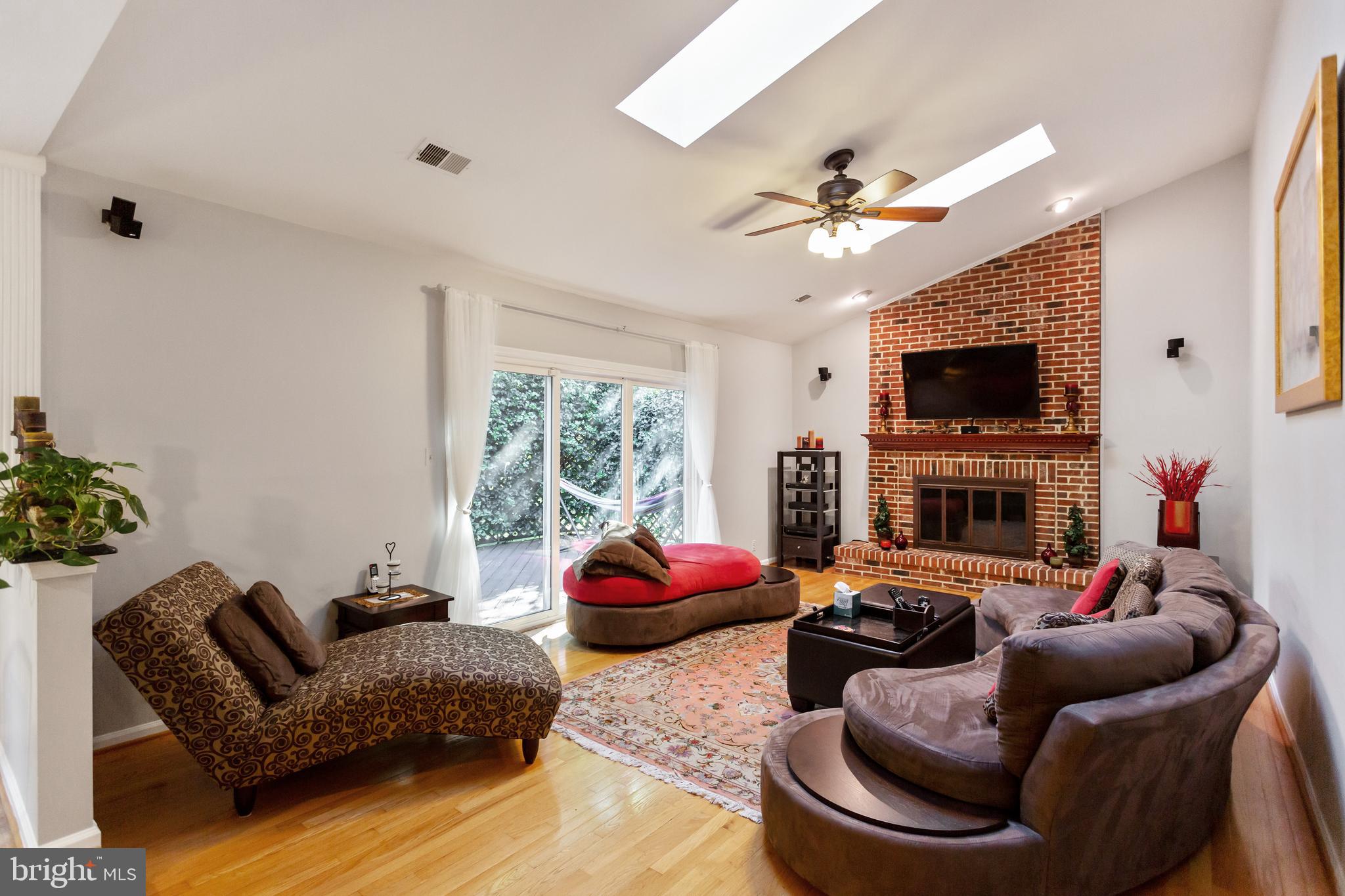 WARFIELDS RANGE - Residential