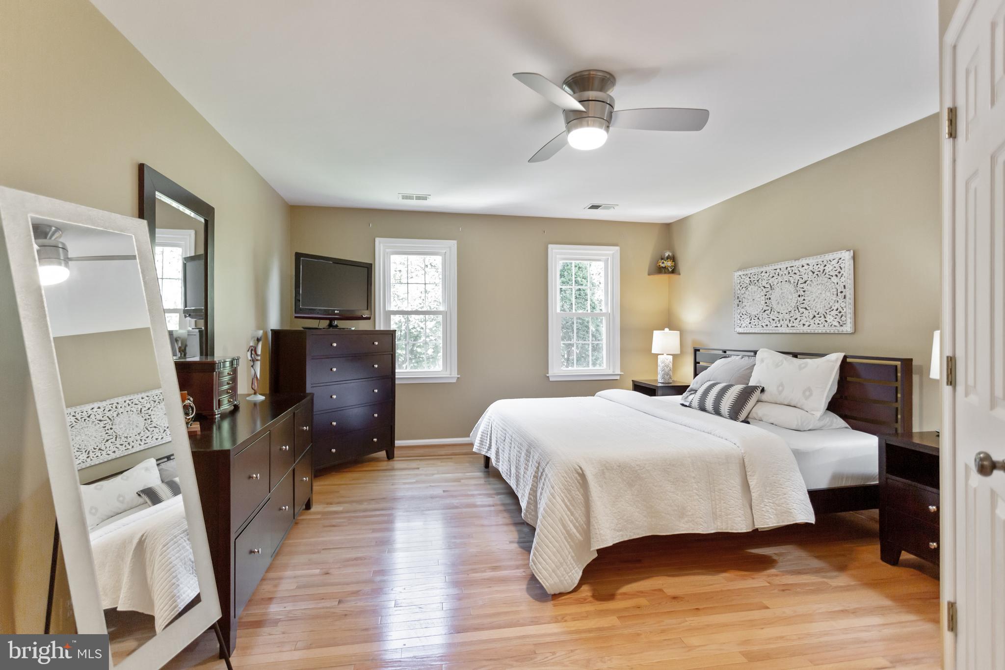 WARFIELDS RANGE - Residential