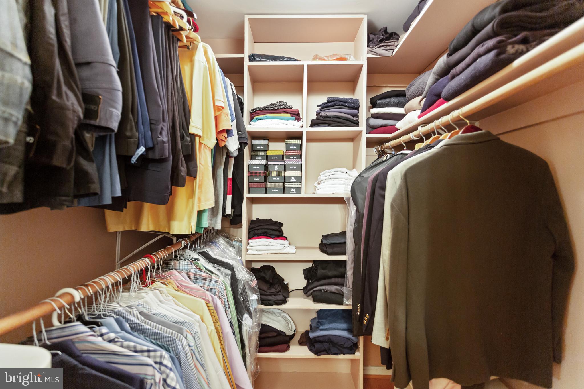 WARFIELDS RANGE - Residential