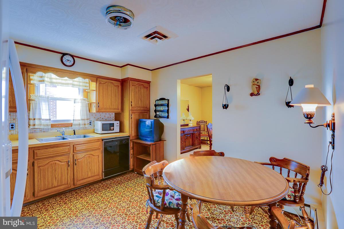 WOODLAWN HEIGHTS - Residential