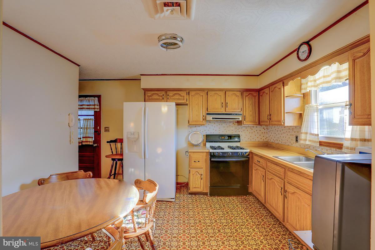 WOODLAWN HEIGHTS - Residential