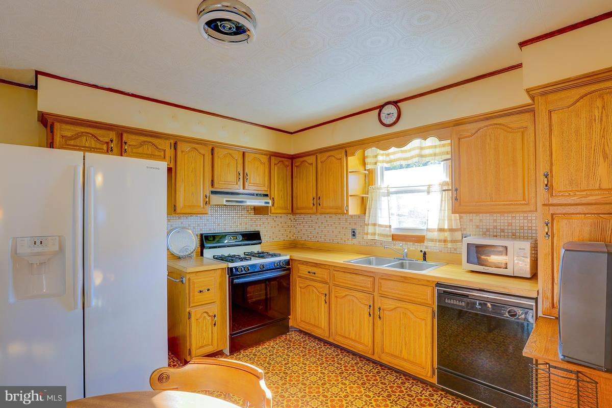 WOODLAWN HEIGHTS - Residential