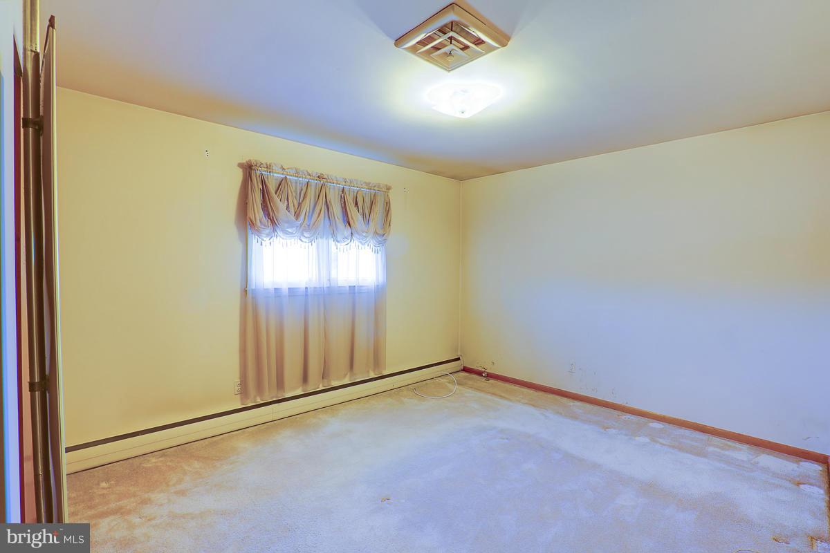 WOODLAWN HEIGHTS - Residential