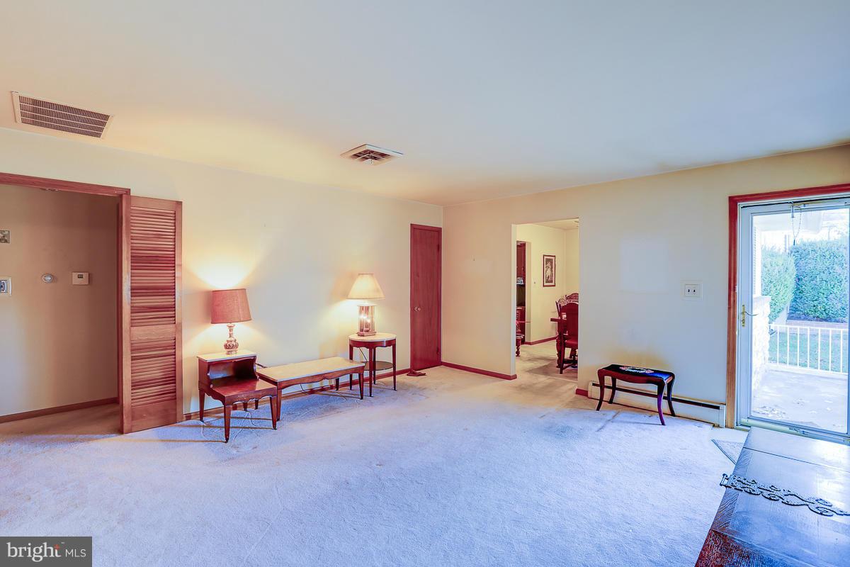 WOODLAWN HEIGHTS - Residential