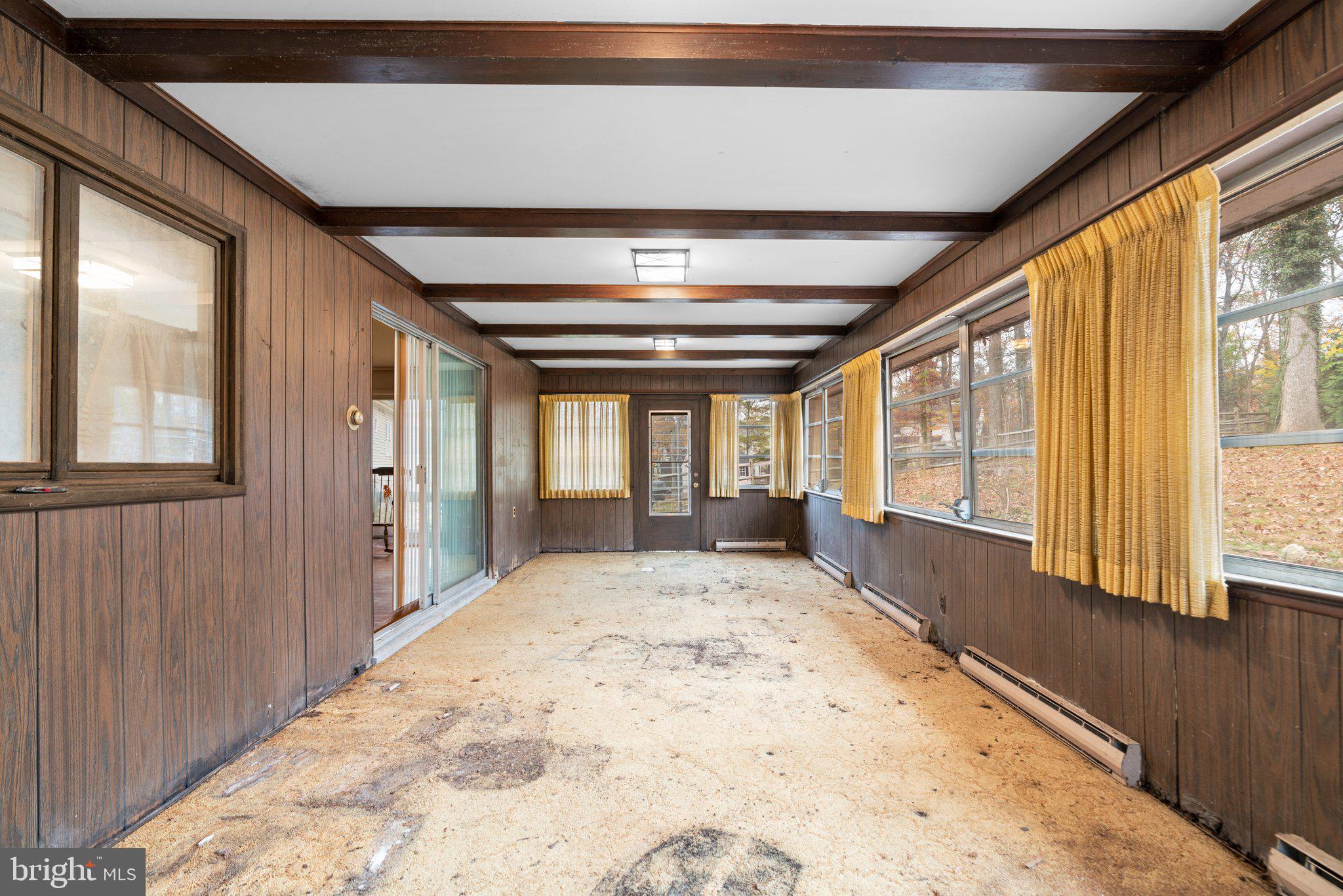 MANOR PARK - Residential