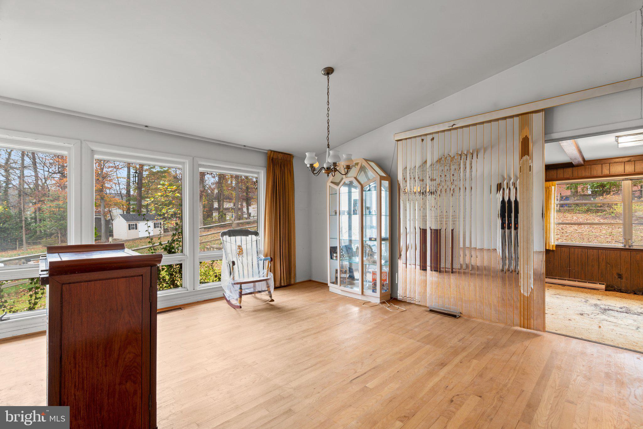 MANOR PARK - Residential