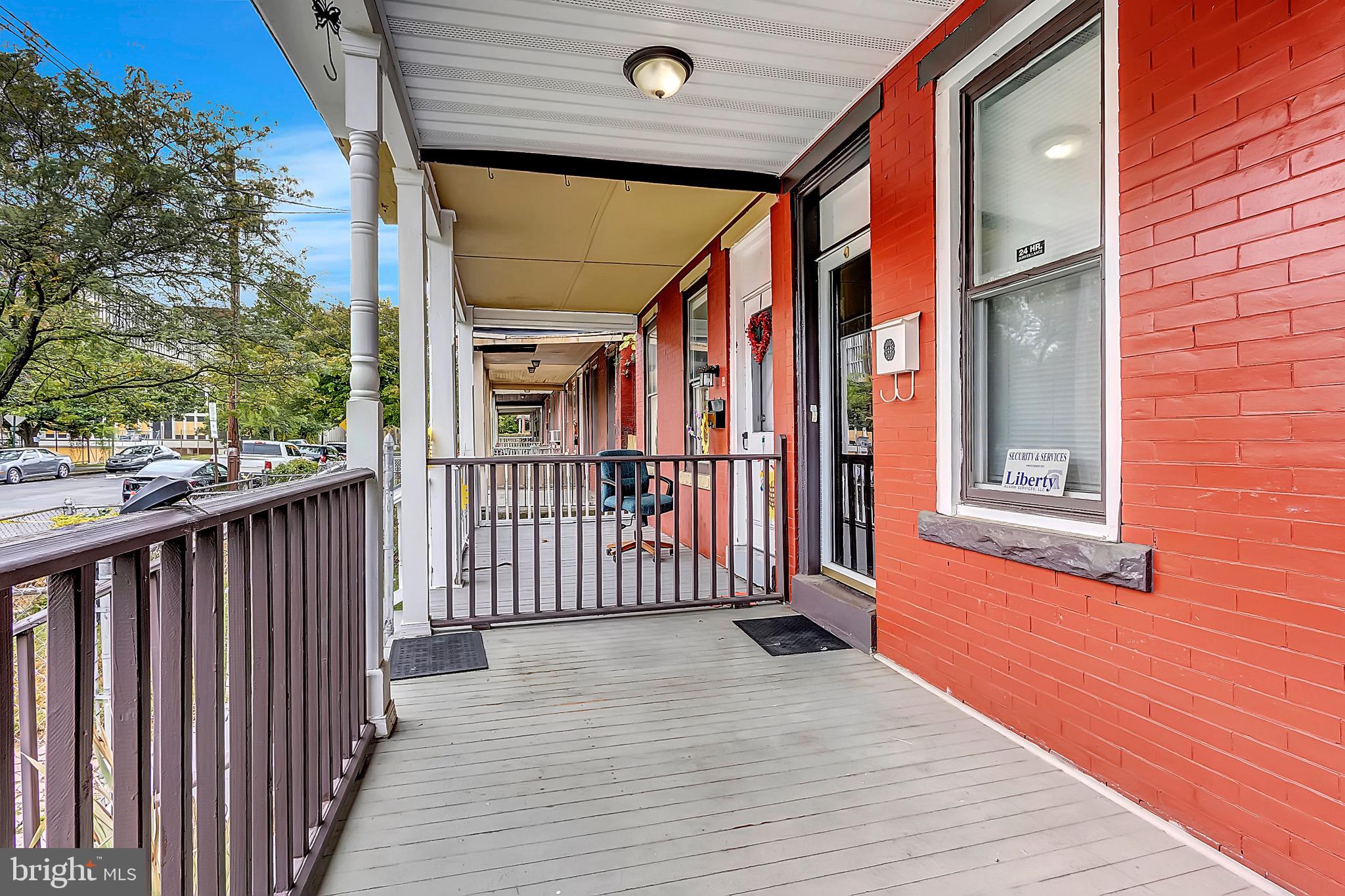 422 RUTHERFORD AVENUE