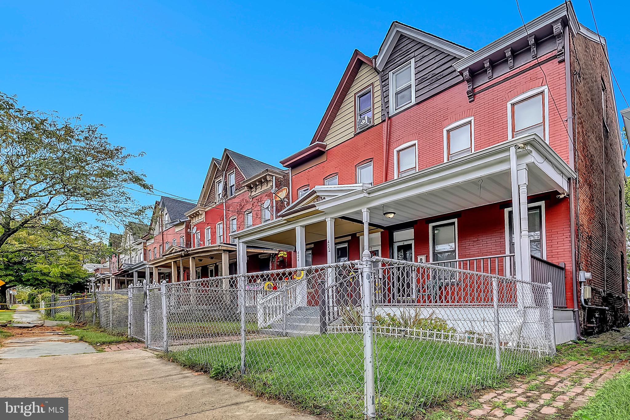 422 RUTHERFORD AVENUE