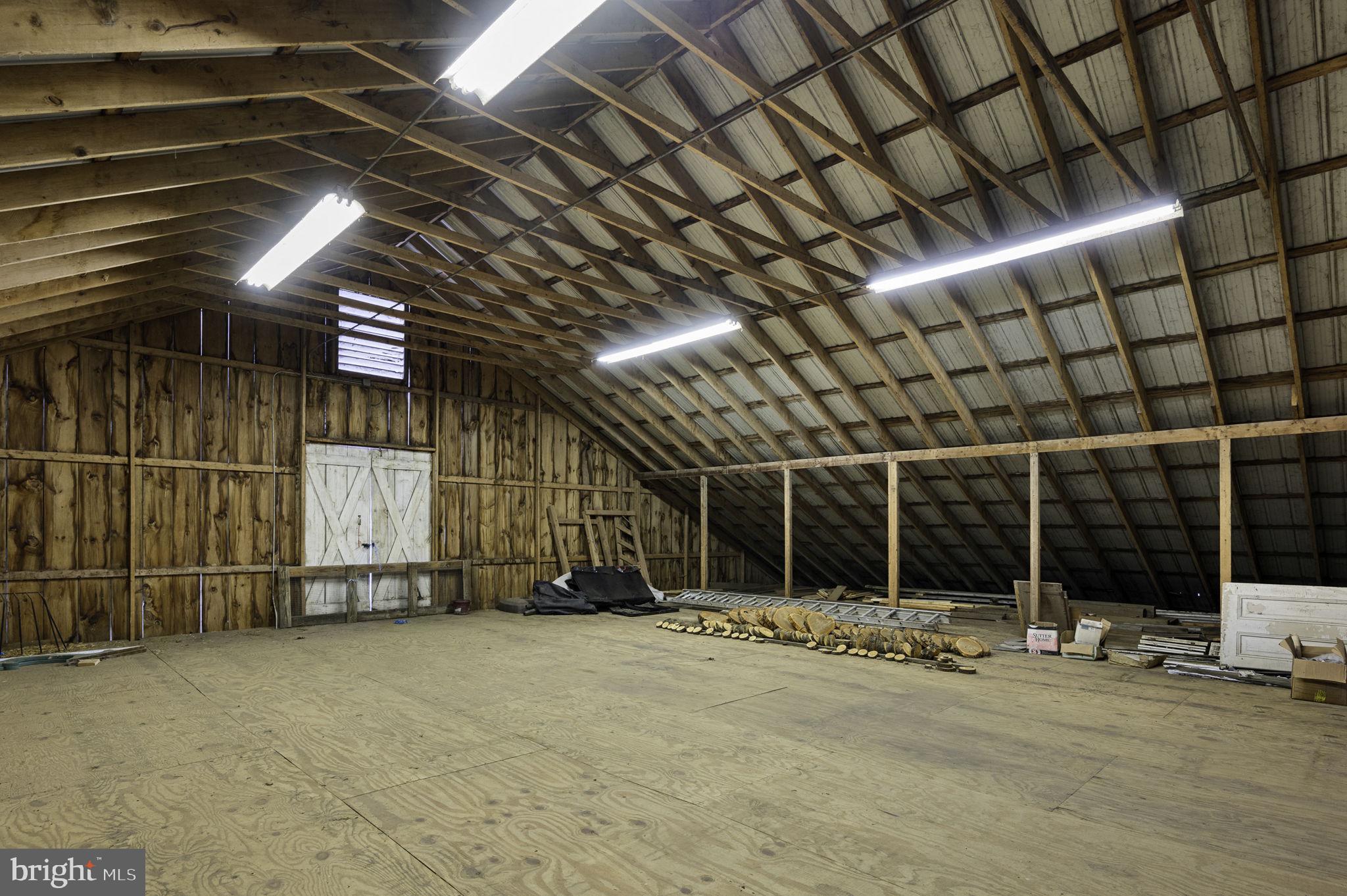 PICKERING HILL - Residential