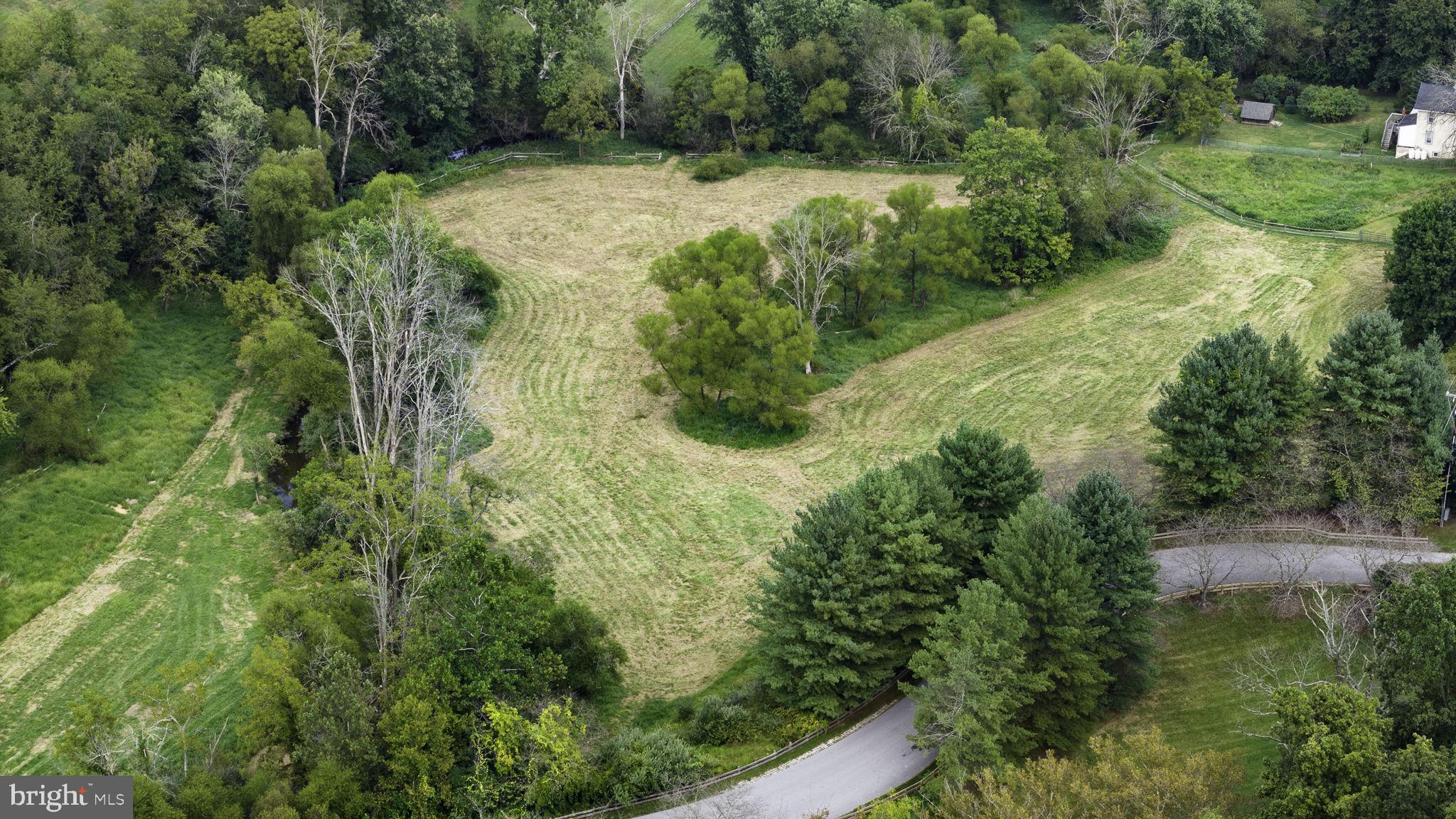 PICKERING HILL - Residential