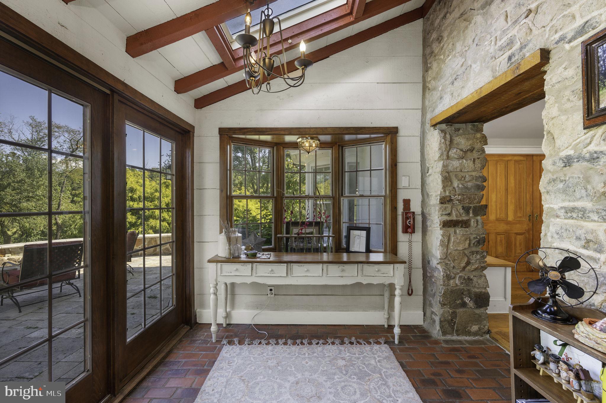 PICKERING HILL - Residential