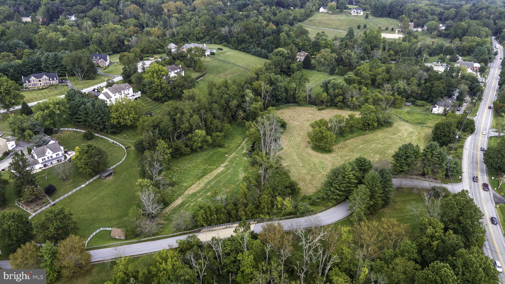 PICKERING HILL - Residential