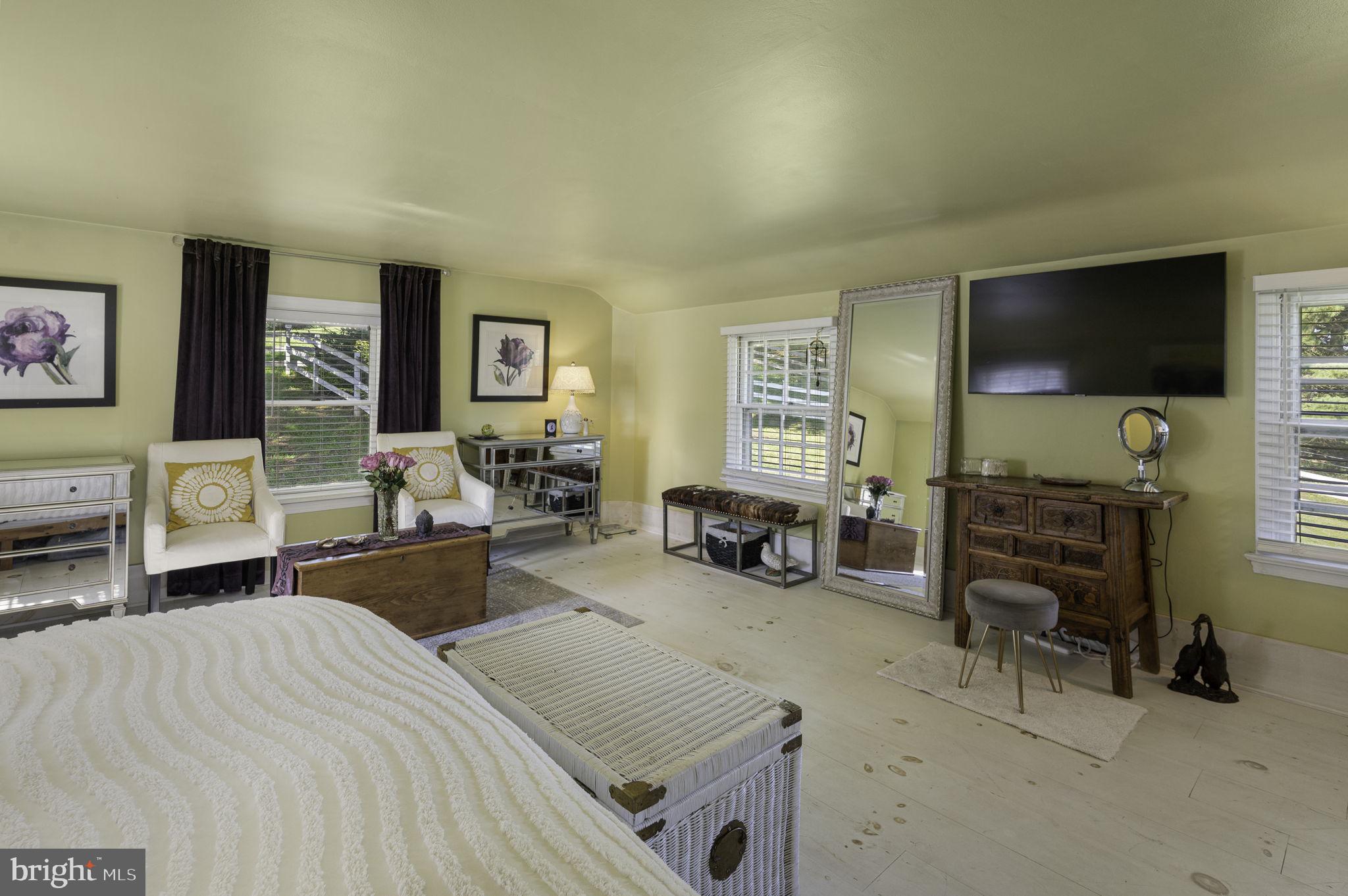 PICKERING HILL - Residential