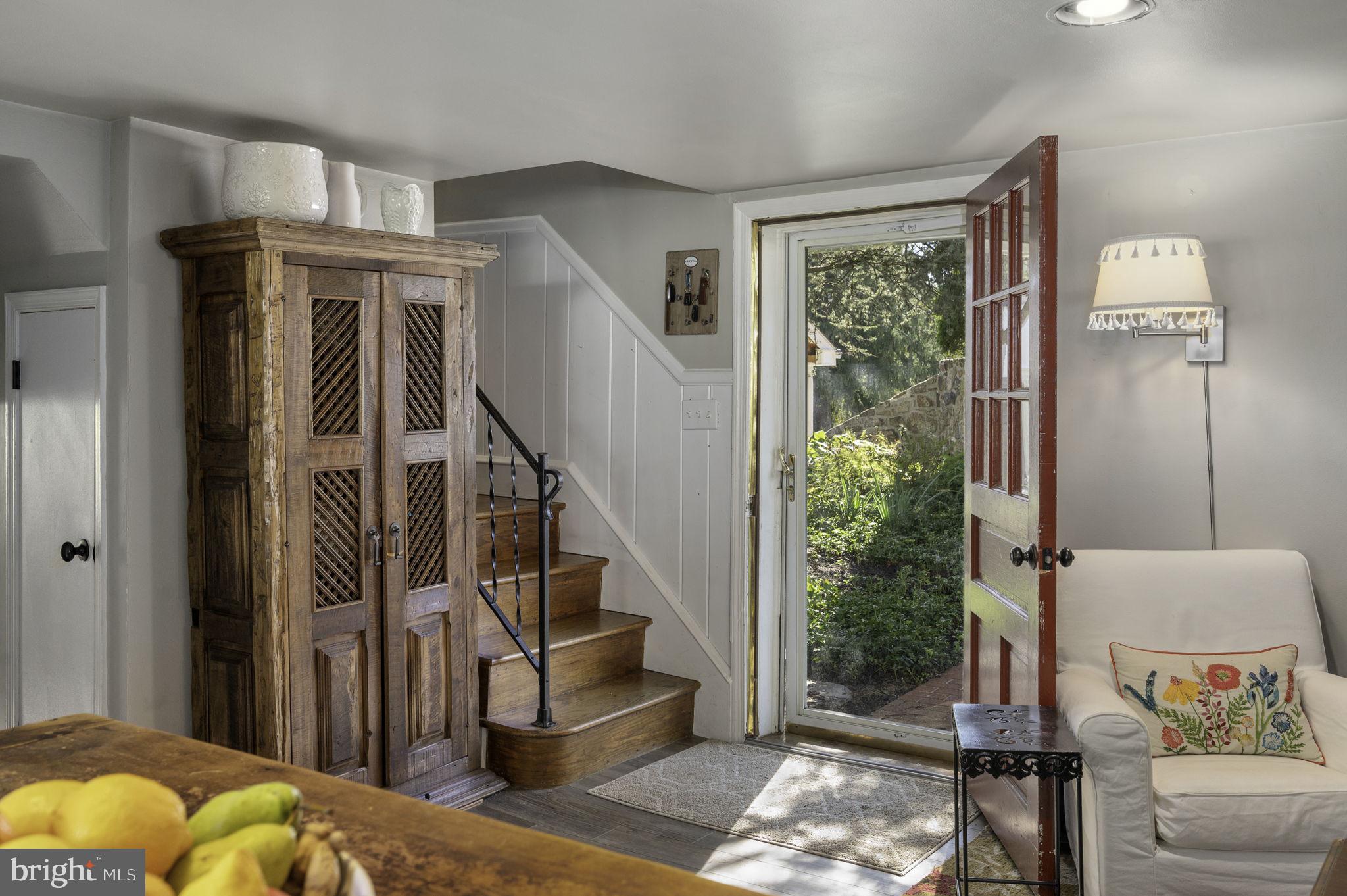 PICKERING HILL - Residential