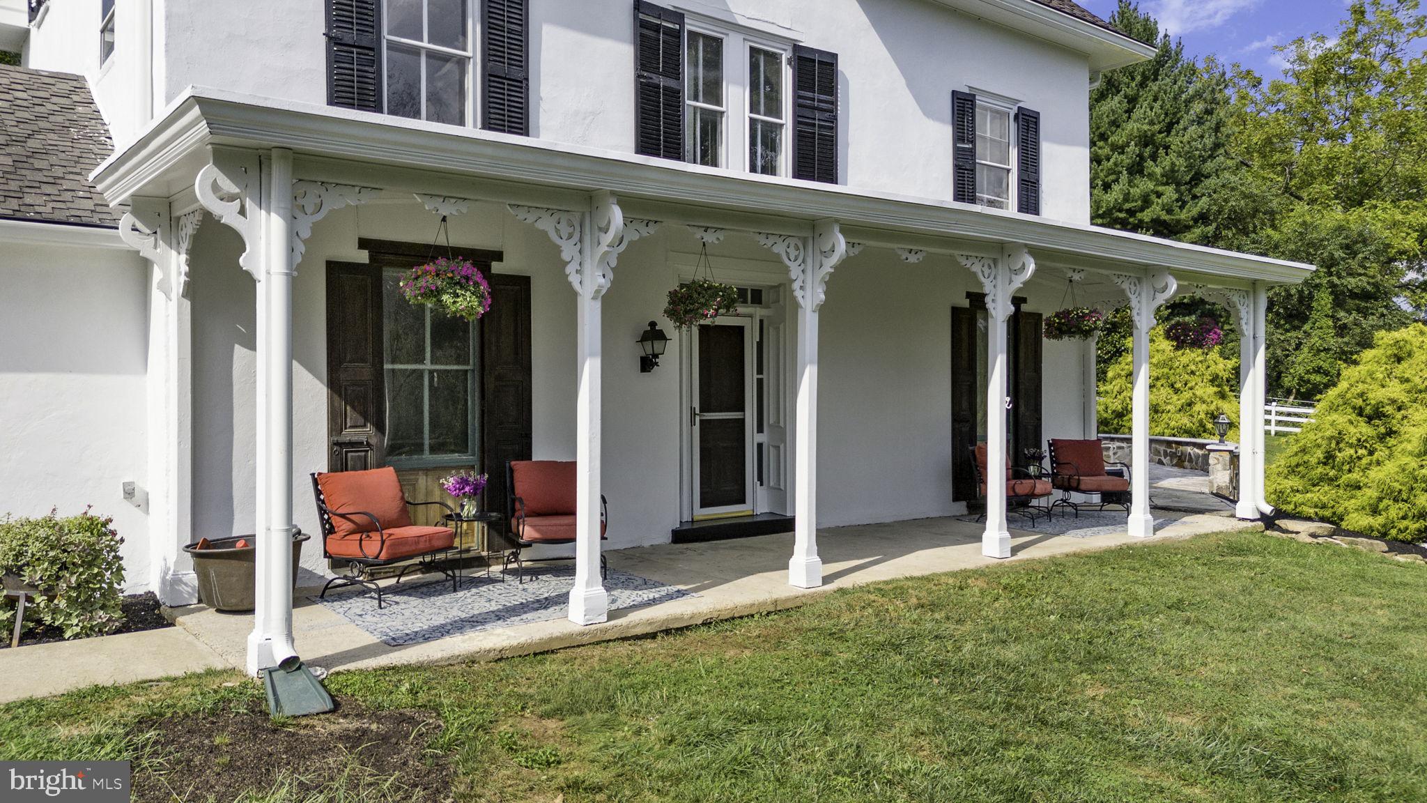 PICKERING HILL - Residential