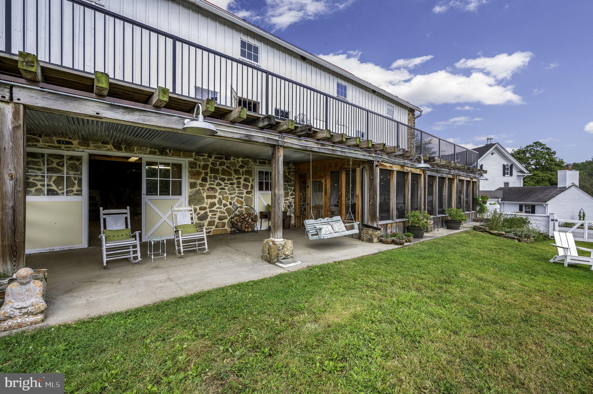 PICKERING HILL - Residential