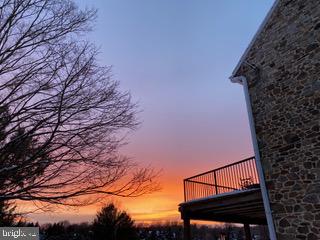 PICKERING HILL - Residential