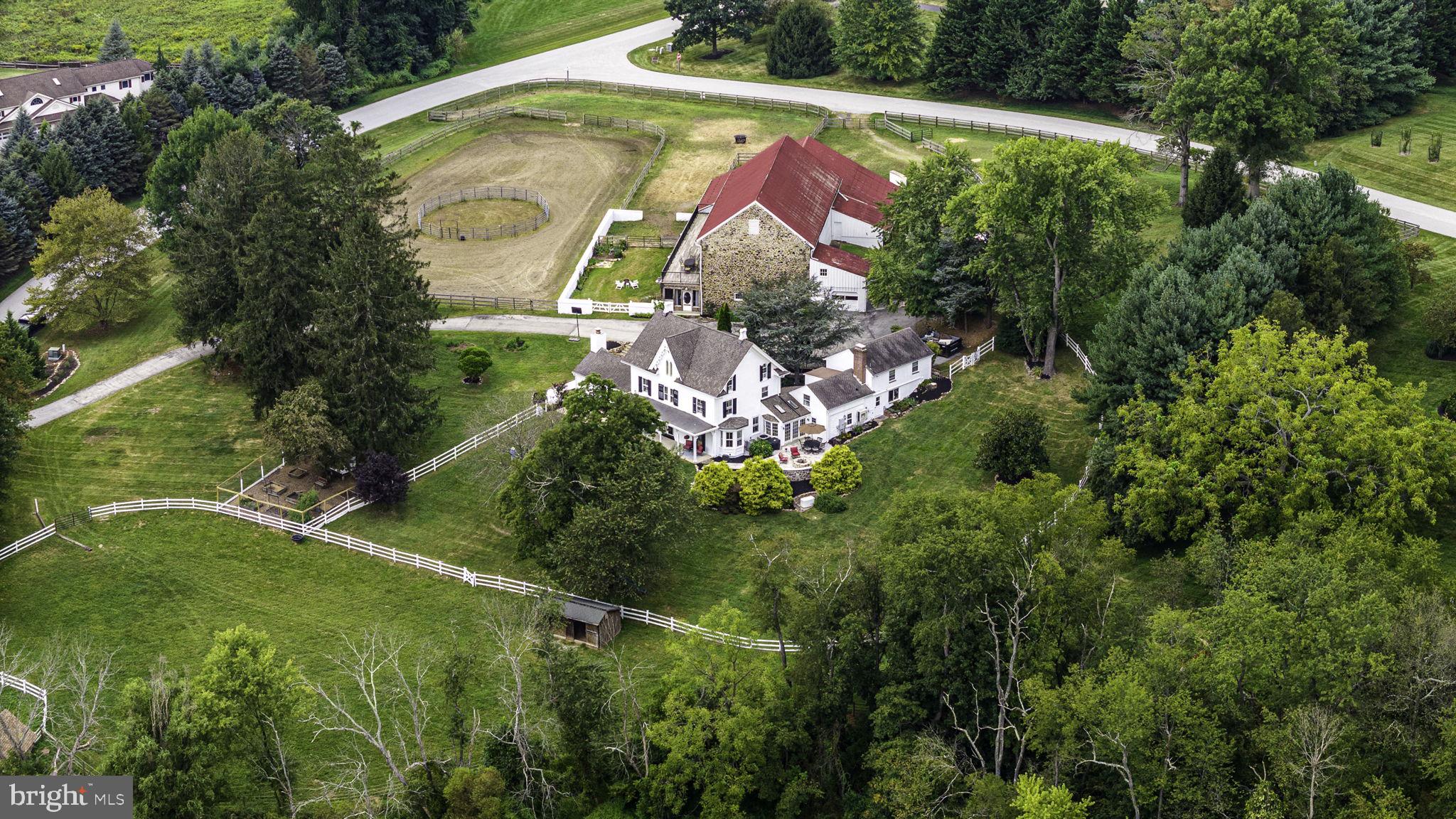 PICKERING HILL - Residential