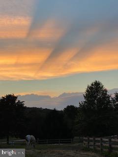 PICKERING HILL - Residential